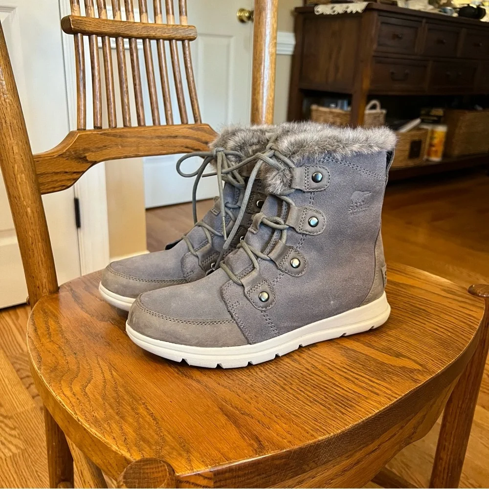 Sorel Explorer Joan Winter Boots Fur Waterproof Women’s Size 9